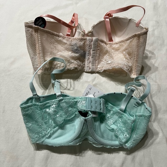 Forever 21 bras 36C. Brand New with tags! - Picture 2 of 4